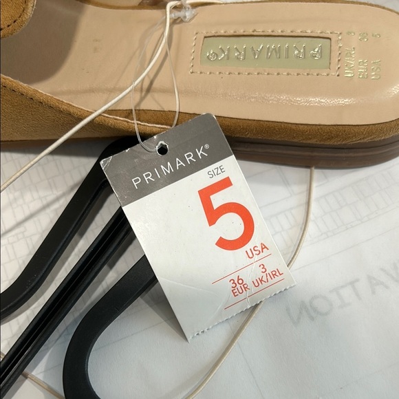 Primark Tan Mules with Gold Accents and Suede Texture - Picture 4 of 7